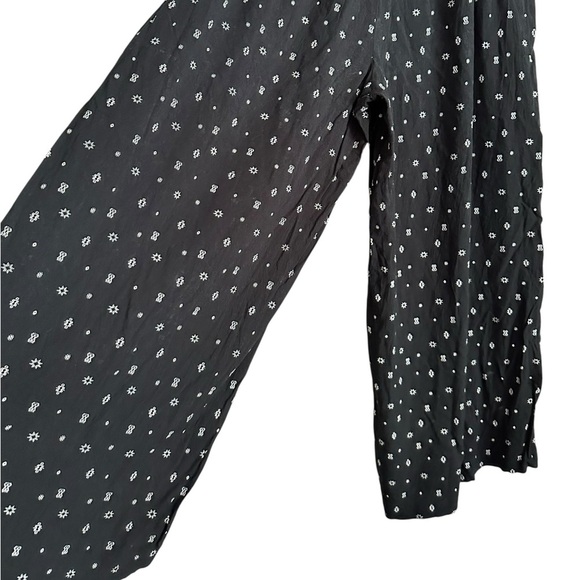 Torrid Pants Womens Black Print Wide Leg Plus Trousers Flowy Pockets size 1R - Picture 9 of 17
